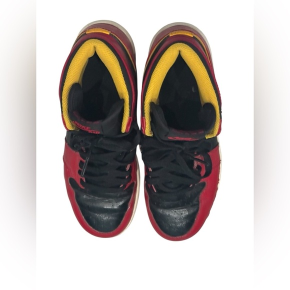 Kid’s Air Jordan 1 Retro OG Highlight Reel High Tops: Red. Black & Yellow: 6Y - Picture 10 of 11